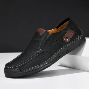 New Soft Men Loafers Slip On Leather Casual Shoes For Men Moccasins Plus Size 39-48 Flats Sneakers Men Handmade Design Man Shoes