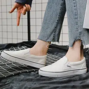 White Canvas Shoes Women Couple Slip on Flat Comfortable Casual Shoes Fashion Platform Ladies Vulcanized Shoes Zapatillas Mujer