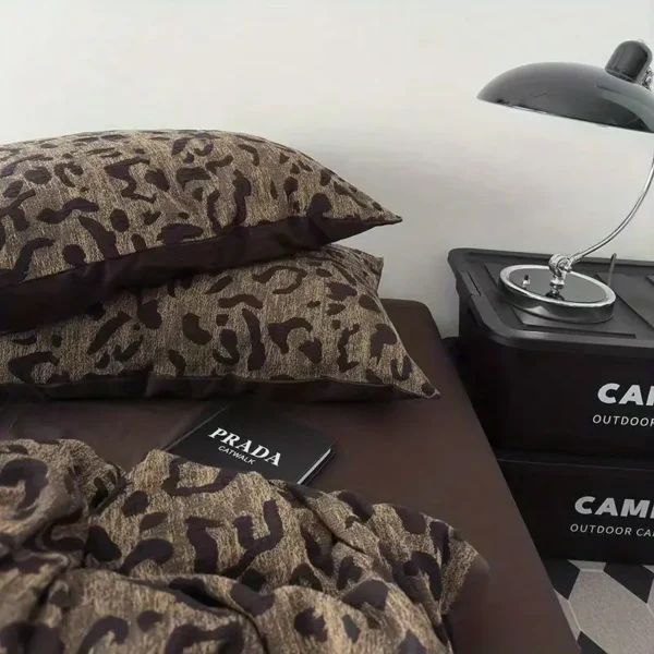 Luxury Brown Leopard Print Bedding Set Fashion Quilt Cover and Flat Sheet Pillowcase Single Double Queen Size for Adults Couple - Image 2