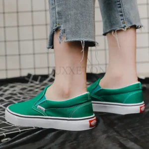 Canvas Shoes Women Couple Slip on Flat Comfortable Casual Shoes Fashion Platform Ladies Vulcanized Shoes Zapatillas Mujer