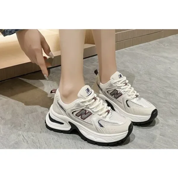 New style women's fashion thick-soled casual sports shoes ladies mesh breathable and comfortable hot-selling vulcanized shoes