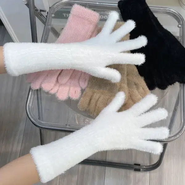 Women Plus Cashmere Touch Screen Gloves Winter Warm Gloves Elastic Soft Full Fingers Mittens Plush Faux Fur Knitted Gloves - Image 4