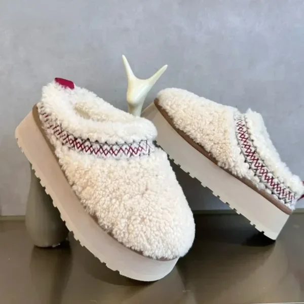 2024 New Women Fur Slippers Ankle Boots Flats Platform Short Plush Warm Flip Flops Cotton Shoes Designer Brand Winter Snow Botas