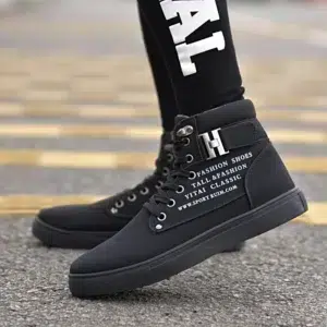 Men's Boots 2024 Autumn New Korean Version Men's Shoes High Top Skateboard Shoes Retro Platform Casual Lace Up Men Fashion Boots