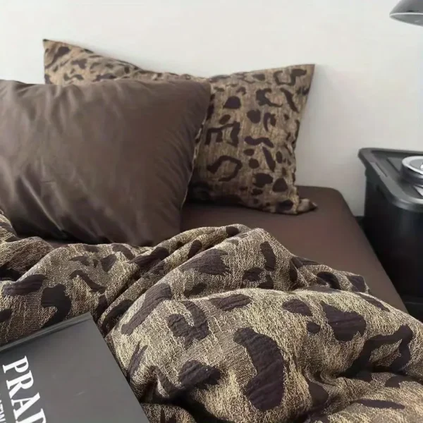 Luxury Brown Leopard Print Bedding Set Fashion Quilt Cover and Flat Sheet Pillowcase Single Double Queen Size for Adults Couple - Image 3