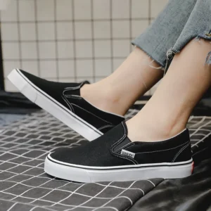 White Canvas Shoes Women Couple Slip on Flat Comfortable Casual Shoes Fashion Platform Ladies Vulcanized Shoes Zapatillas Mujer