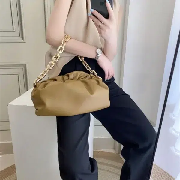 2023 New Handheld Shoulder Bag with Thick Chain and Wrinkled Cloud Pattern Crossbody Bags for Women Luxury Designer Handbag - Image 5